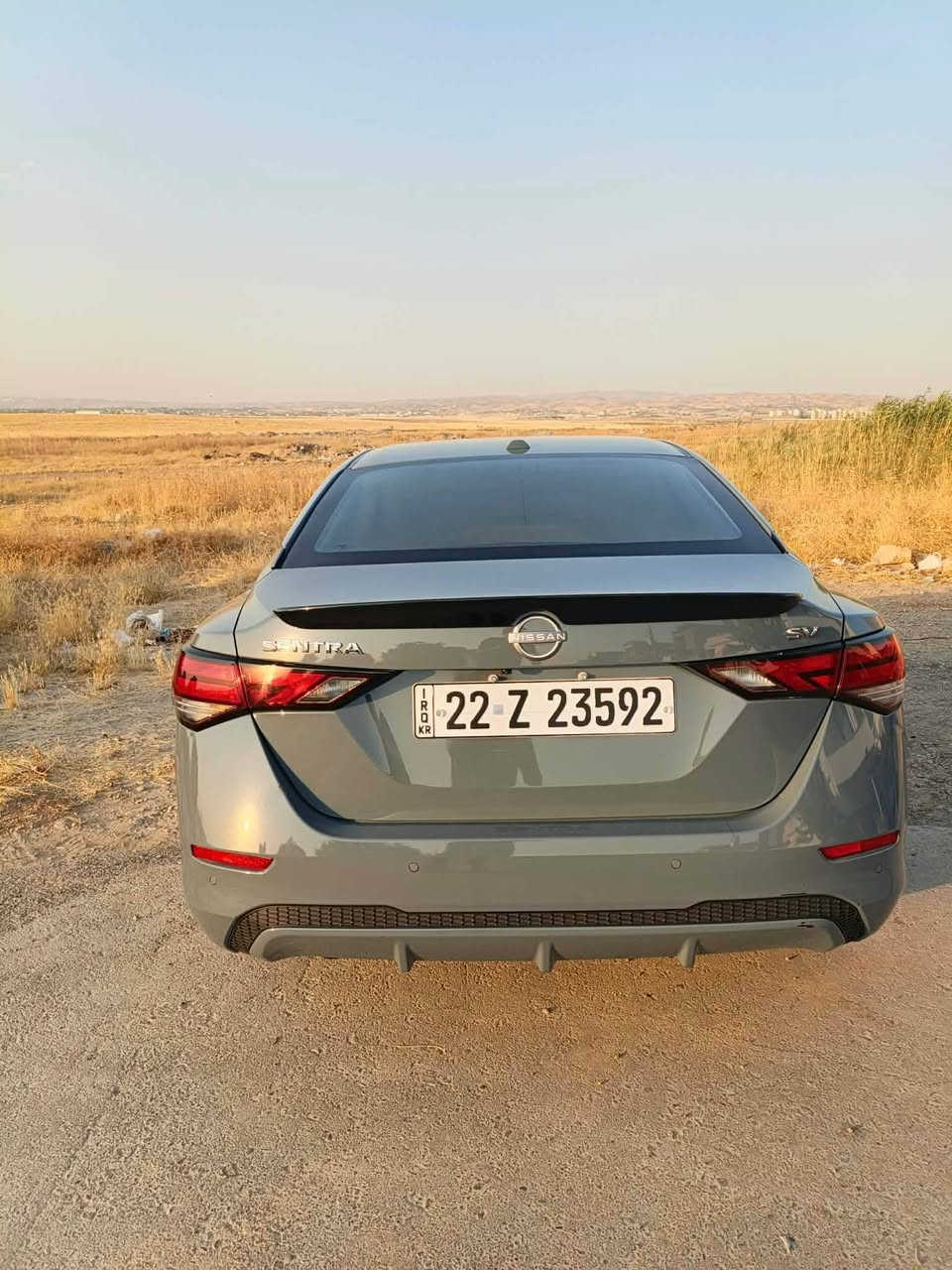 نیسان سێنترا ٢٠٢٤ SV
٢٩٠٠٠ KM رۆشتوە
سەنەوی و هەزە تاکو ٢٠٣١ نوێ کراوەتەوە
بەنزبەت سەیارەکە ٢ پارچەی هەیە بۆنیت و چا مڵغ بێ ناو گرتن ئیرباگی سوکان و شان تەقیوە سیستەم بۆی داندراوەتەوە
گێر و مەکینە بە شەرت 
تەزرەکوت بە شەرت
تەعویل و وەکالە بە شەرت
ژمارە مۆبایل (***********) أربيل, العراق
