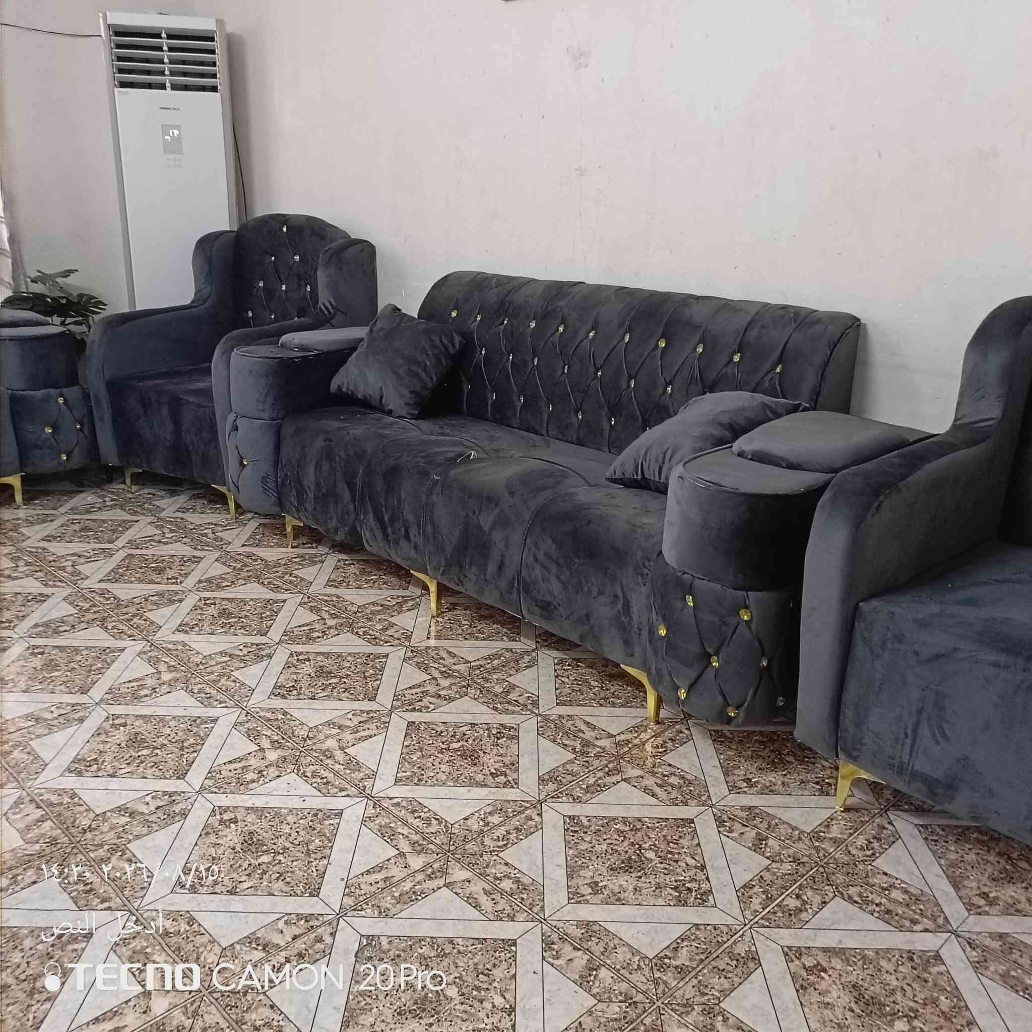 🛋️ الراحة والأناقة ببيتك مع معمل ومعرض السفير!
استغل المساحة صح مع الدواووين والتخومه  المودرن 💫
متوفر بجميع الألوان والتقسيط المريح!
📍 مكاننا: تكريت - الزهور - خلف افران الكرخ
📞 للحجز والتوصيل: ***********
