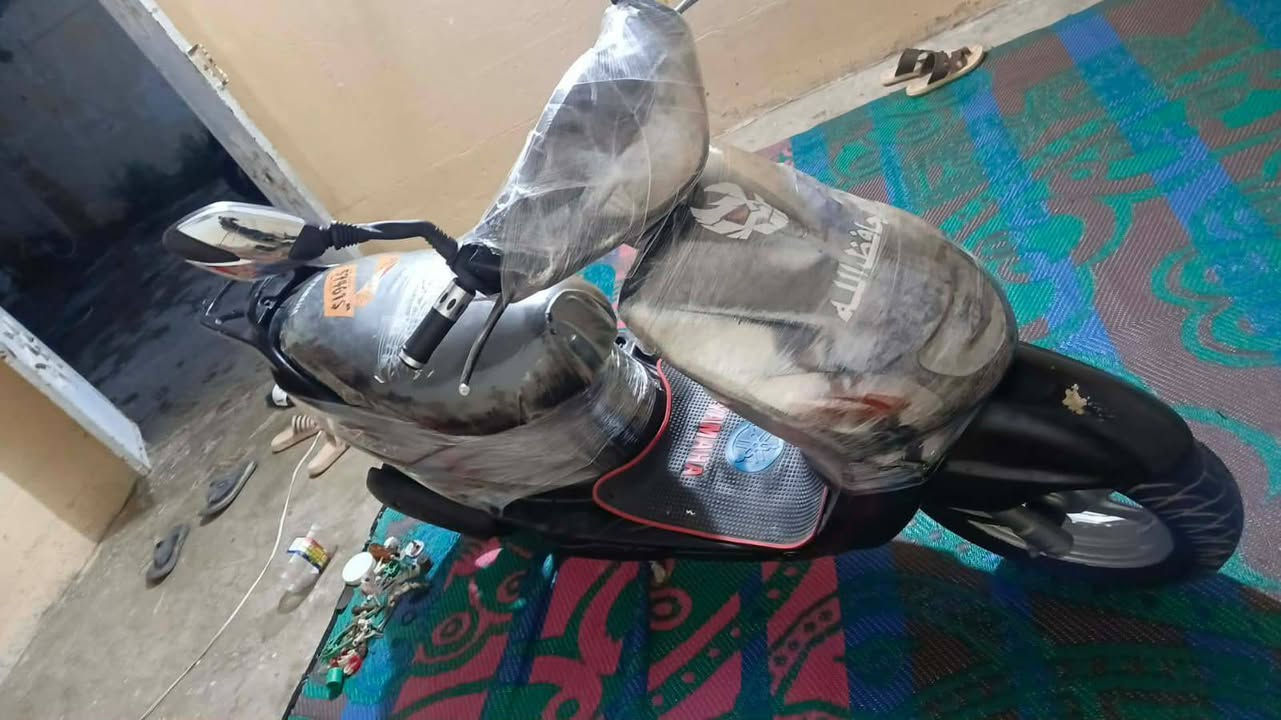 سلام عليكم ورحمه الله وبركاته شباب عندي هاذه الماطور اكزز كلو شرط تحريكه نار شرط معدل فول نضافه فول كدام العين سعرو 350و بي مجال هذا رقمي بي واتساب ***********من رخصت الادمن
