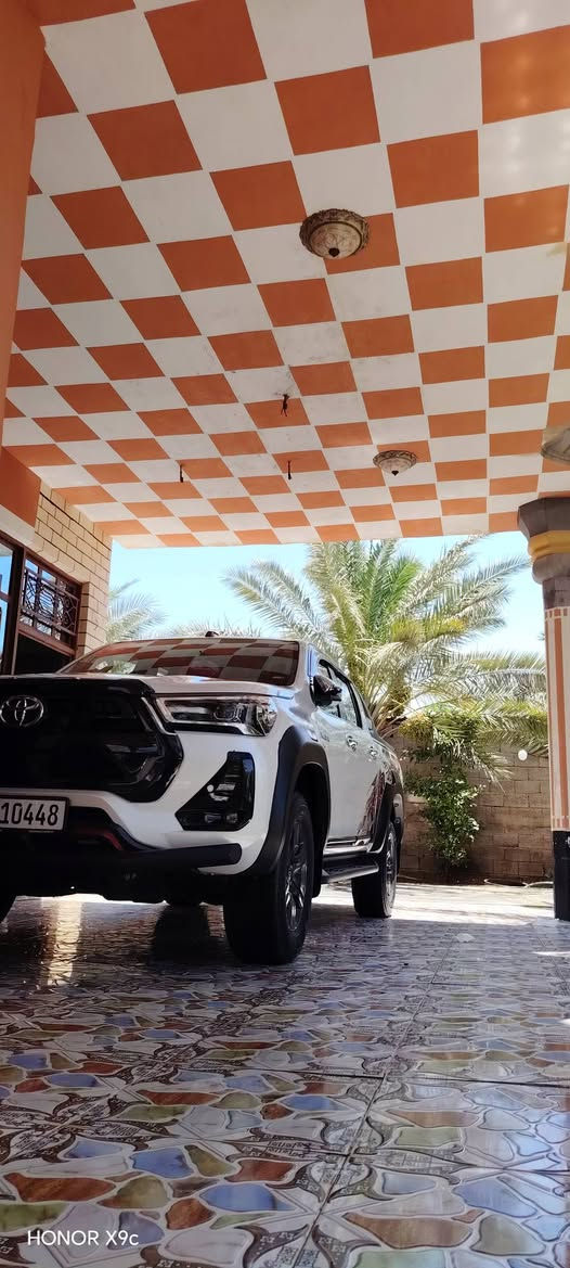 ما شاء الله تبارك الرحمن - للبيع هايلوكس TRD موديل 2023 زيرو بحالة الشركة 🔥
✨ تويوتا هايلوكس (Toyota Hilux TRD) موديل 2023 ✨

لأهل الصنف والذوق العالي.. مواصفات TRD الرياضية، سيارة بيت واستخدام شخصي حقيقي!

​📋 المواصفات الفنية:

​الفئة: TRD 🏁

​المحرك: 6 سلندر (V6) – قوة وعزم هائل، محرك لوك بحالة الشركة ⚙️

​نظام الدفع: فورويل / دفع رباعي (4X4) 🏔️

​العداد: 39,000 كم فقط (ماشية شذر) 🛣️

​الرقم: سليمانية 📑

​🛡️ الكفالة والحالة (كفالة عامة وبشرط الفحص):

​❌ بدون أي ضربة أو حادث (من فضل الله)

​❌ بدون قطرة صبغ (قشر لوك)

​❌ بدون بارد نهائياً

​السيارة بحالة الزيرو تماماً، جاهزة للمشي ولا تحتاج أي مصروف!

​📍 الموقع والعنوان:

محافظة ديالى - قضاء المقدادية - طريق إمام ويس - قرية العنبكية
***********
