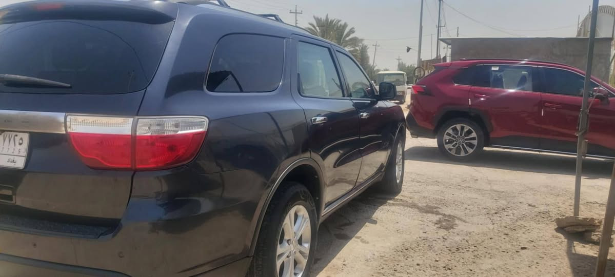 السلام عليكم دورنكو موديل ١٣ بإسمي  رقم بغداد بيه مكانات صبغ تفحص سونار وتأك مكان حله السعر ١٤٥    ***********
