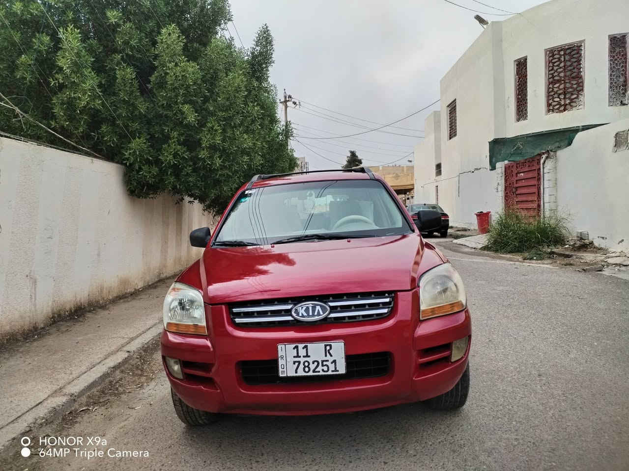 كيا سبورتج 2007 امريكي
محرك 6 سلندر كفاله لا تبخير ولا تنقيص
كير اوتماتيك مكفول
صدر كهربائيات تبريد كله تمام
تخم تاير تخم ويل كاب
رقم بغداد انكليزي جديد سنوية جديده باسمنا
مكان السيارة صلاح الدين بلد قرب مرقد الامام السيد محمد عليه السلام
***********
***********

نص مكتوب في الصور:
- HONOR X9a
- 64MP Triple Camera
- HONOR X9a 64MP Triple Camera