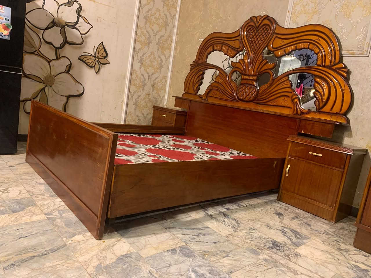 غرفة نوم • نضيفه ١٠٠٪ • صاج