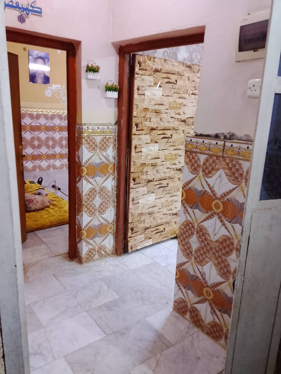 السلام عليكم بيت 200 م بل 7000 عالوسط بشارع مدرسه البرده بيت كامل وقاط الثاني بي مشتمل
***********
