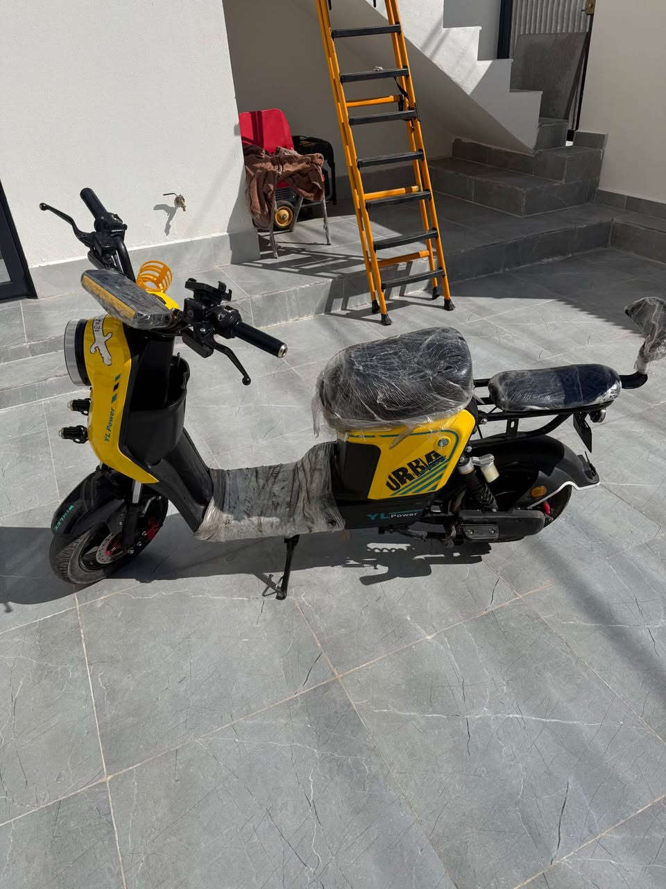 للبيع دراجه شحن R9
دراجه حلوه ونضيفه حيل 
اي عيب مابيها كلشي شرط 
5 باتريات ونلي  32 امبير طياره سرعه109
الدراجه كدام العين اي نقص مابيها 
وشرط الفحص كامل 
السعر 450 
موجود خاص وهذا رقمي 
*********** كركوك, العراق
