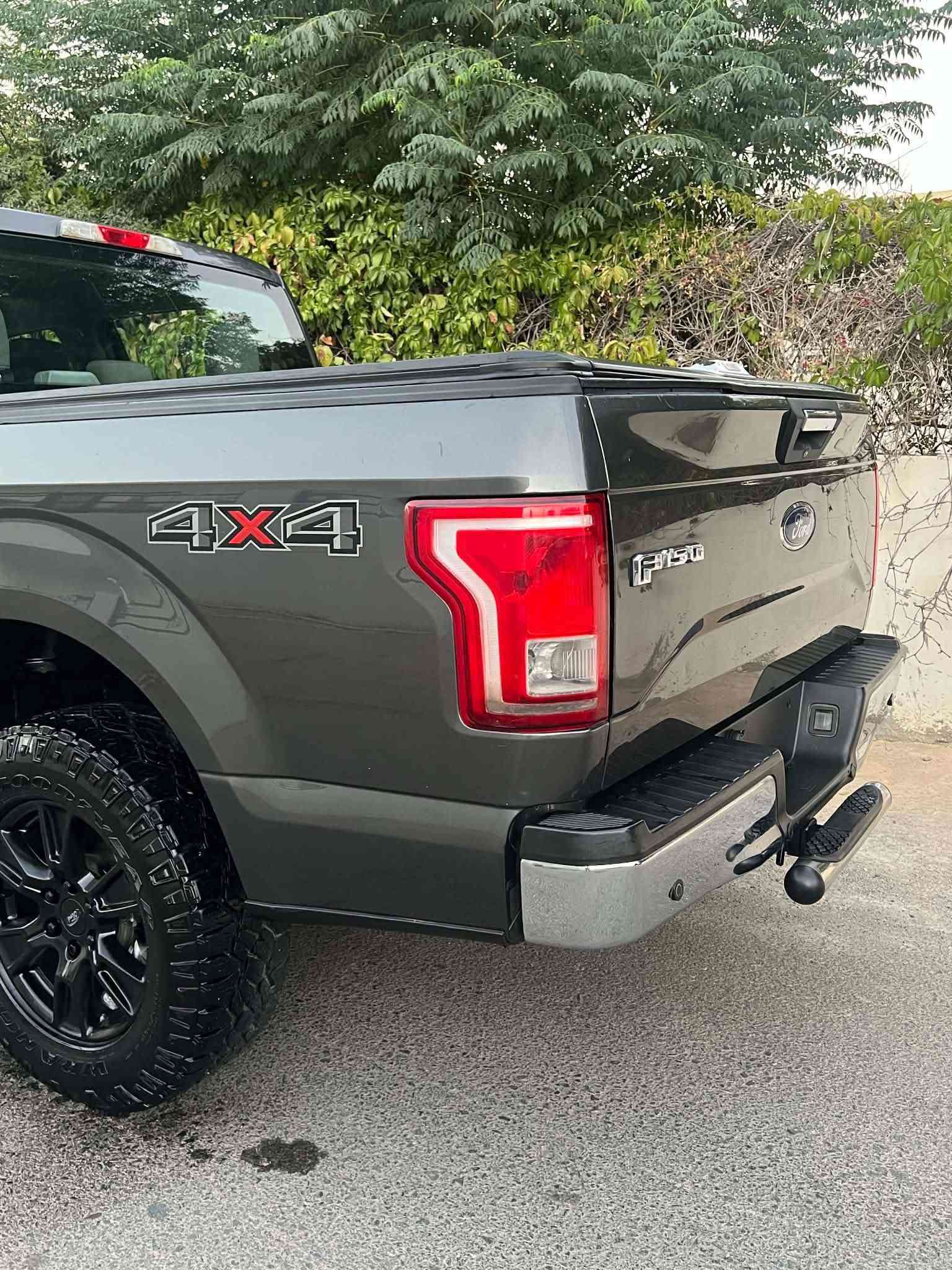Ford f150 2017
فورد f150 خليجي
مواسه فات 
كوشن كاره با
شاشه گه وره
كودي ده رگا
ده بل اكسل 4*4
حاسه
كاميرا
8 بستن
به صمه شه خال
گيرو مه كينه ي به شه رت نه كراوه ته وه
بي بوياخ بي سارد ده عمي بو ده عمي به شه رت بوياخي نيه
به ناوي خومه وه يه 
سه نه وي تا ٢٠٣٠ تازه يه
شوين سليماني
***********

