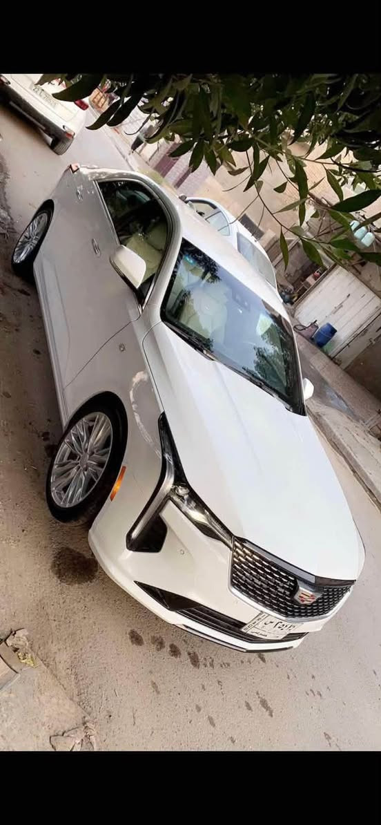 كاديلاك صالون ct4 موديل ٢٢ رقم بغداد محرك 2000 تيربو ماشية ١٥٨ كم تحويل مباشر السعر ١٧ الف قابل للتفاوض مكان السيارة نينوى او الفلوجة ***********
