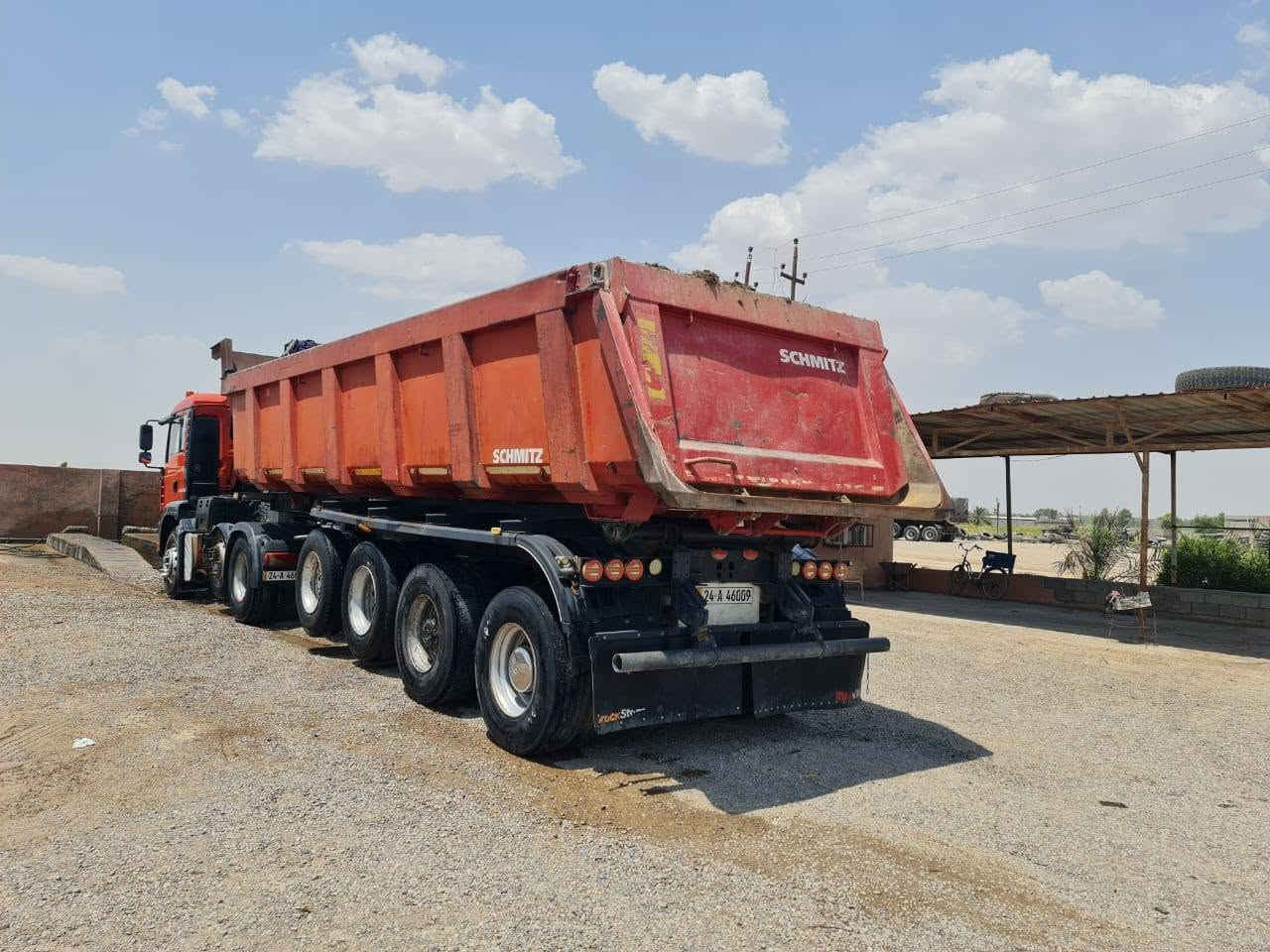 للبيع 🛑🛑🛑  
موديل   ٢٠٠٣
 بم ونوزل مكينه ٤١٠ نقصهه زوجين تاير فقط ذرعتهه ٢٧ بدون فطر سياره مكفوله
أرجو الاستفسار اتصل على ارقم  
***********
***********
