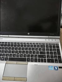 لابتوب HP • كور i7 • ٢٥٦ جيجا