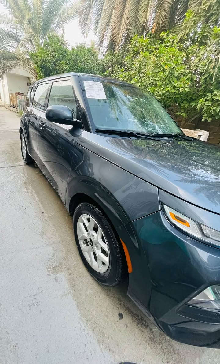 🚗 كيا سول 2021 (وارد أمريكي)   🚗
تفاصيل السيارة:
الموديل: 2021
المواصفات: فئة S
ماشية 108 الف كيلو
المحرك: 2000 دوش (DOHC) المحرك المرغوب
الحادث: بدون إيرباج (صور الحادث مرفقة بالمنشور للإطلاع)
الصبغ: بدون صبغ نهائياً (تحتوي على بارد معدل فقط)
الرقم: بغداد (بأسمي )
الغرامات: عليها غرامات قليلة
الحالة: السيارة كلش نظيفة، وعلى الواقع أحلى وأرتب من الصور.
💰 السعر: 145 ورقة وبيها مجال بسيط للشراي .
📞 للتواصل والاستفسار: ***********
