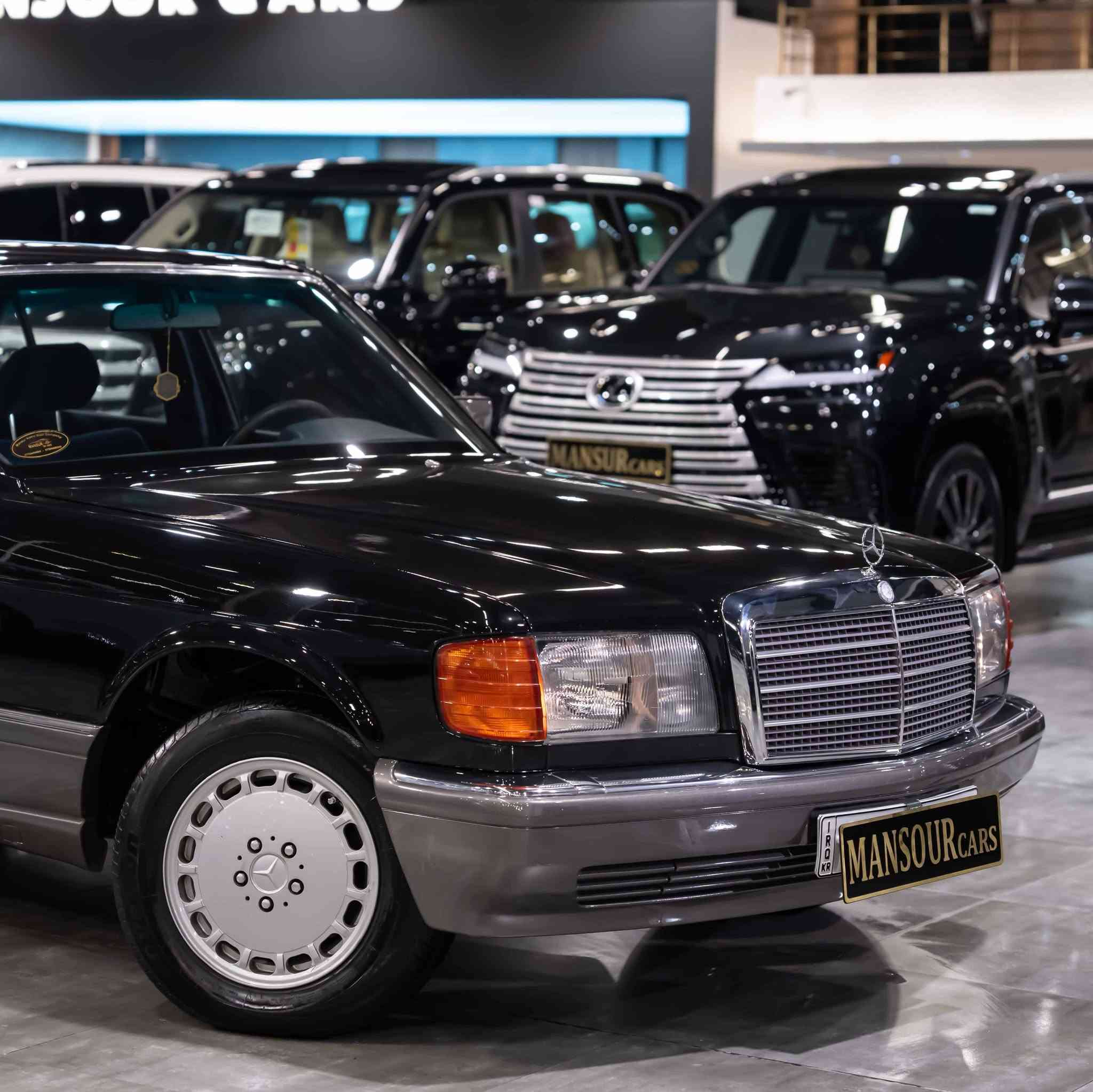 ‏Mansur cars 
عربي / كردى 
.   
النوع :  MERCEDES BENZ 
الموديل :    S420
سنة  الصنع :  1984
المحرك : V8
ناقل الحركة :  AUTOMATIC  
نوع الوقود :  بنزين  
الحالة :   خليجي 
عدد الأميال  : 35,000 km  
‏#MANSUR_CARS_ERBIL_F1    
:::::::::::::::::::::::::::::::::::: 
درووستکراوی :- MERCEDES BENZ 
مۆدێل :  S420
ساڵ : 1984
بزوێنەر :V8
بگۆری بزوێنه‌ر :  AUTOMATIC 
سوتەمەنی :  بنزين 
دۆخ :خليجي 
ماوەی رۆشتوو :  35,000 km    
‏ ‏#MANSUR_CARS_ERBIL_F1  
:::::::::::::::::::::::::::::::::::: 
‏‎‏‎🗺️ العنوان: ERBIL- 40m STREET 
‏ / MANSUR CARS
‏‎‏‎📱 للاستفسار يسعدنا تواصلكم معنا على الأرقام التالية
‏‎‏‎📱بۆ زانیاریی زیاتر خۆشحال دەبین بە پەیوەندیتان بە ژمارەکانی
 
***********
***********
