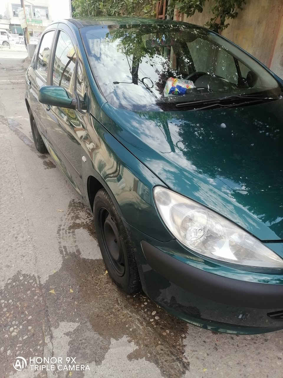 بيجو للبيع
سياره جاهزه موديل ٢٠٠٥
تبريد ثلج شرط
سياره جاهزه من كلشي
السعر ٥٥ بيها مجال بسيط
***********
***********

نص مكتوب في الصور:
- AI HONOR 9X TRIPLE CAMERA
- HONOR 9X TRIPLE CAMERA
- HONOR 9X
- TRIPLE CAMERA
