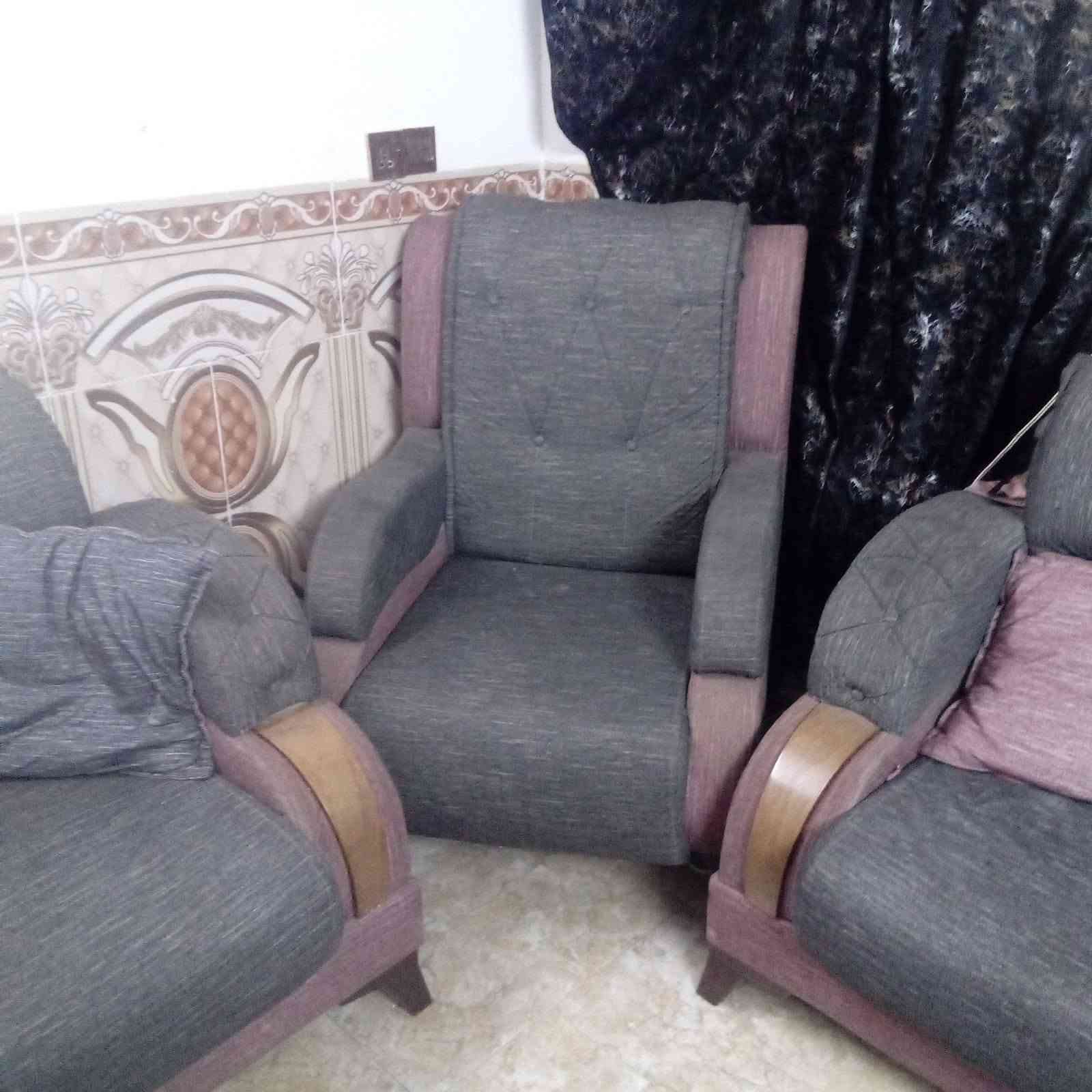 ***********
شراي يراسلني واتساب ادزله فديو للتخم
تخم تفصال 10 مقاعد تكمه قوي سفنج قوي سعر جدا مناسب عنوان بغداد الغزالية
