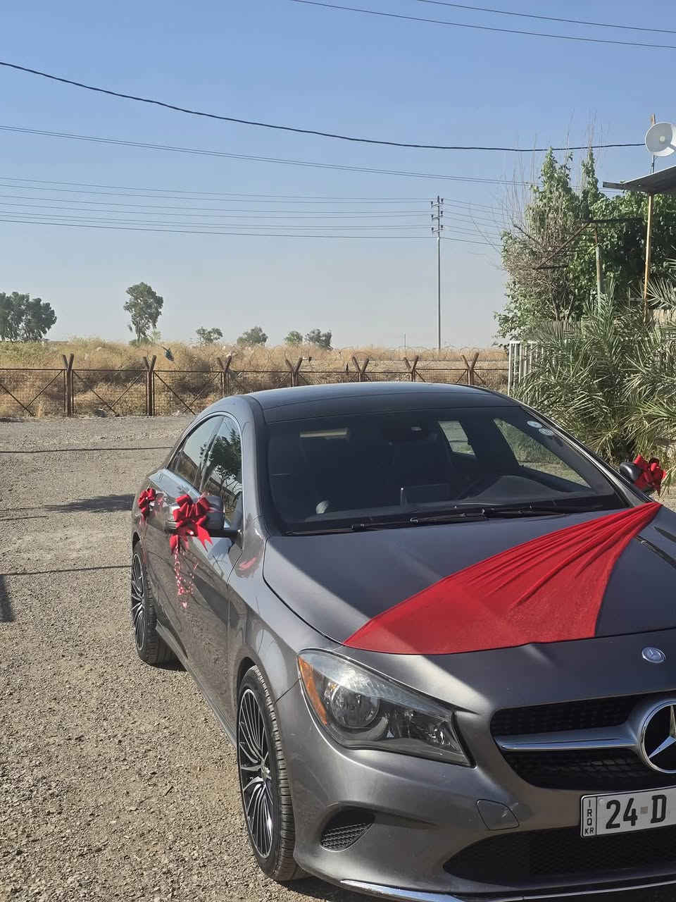 CLA 250.     2018
فول مواصفات  توين توربو
كشنات جلد 
كشنات تدفئة
سقف بانورامي 
كروز سرعة 
السيارة اقتصادية وباقي المواصفات معروفة

٣ مودات قيادة 
السيارة بيها شوي بارد 
السيارة ماشية ١٠٠ الف مايل 
رقم دهوك سنوية جديدة 

بيع فقط 180 ورقة وشوي مجال 
للتواصل ***********
