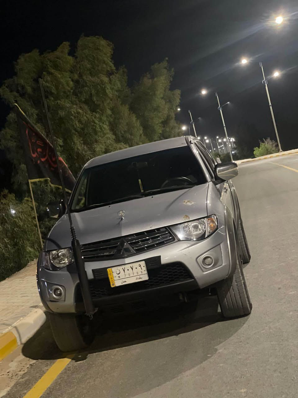ميتسيوبيشي l200 موديل 2015

السيارة مكفوله بيه جراد قليل بالبنية والجاملغ البدي

بيه طخه ما مصلحه باب البدي واضحه بالصور

V6 6 سلندر 

مكينه نظيفه جداً 3:5 

كير اوتماتيك 

تخم تاير 

مكانها واسط الكوت

هاتف ***********

السعر 155$ دهل اوران, واسط
