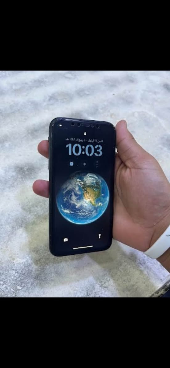 جهاز XR للبيع ابدل بطاريه وفيس إيدي واكف بل فطر ناعم بل ضهر ذاگره128 كاميراه دمعه الجهاز نضيق السعر 110 وبي مجال مكان باب جديد الرقم ***********

