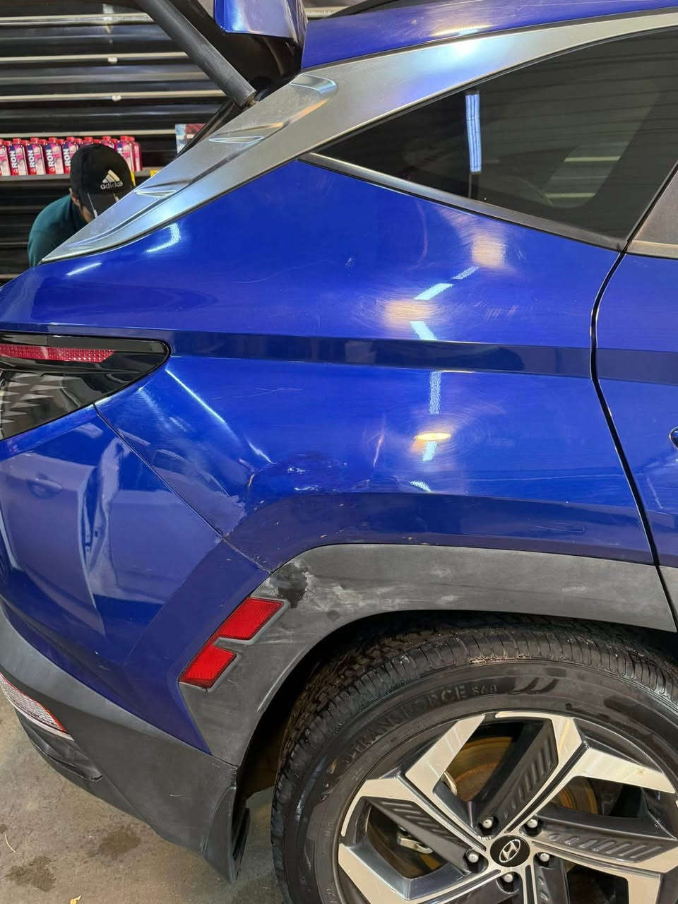 Hyundai Tucson
‏‎هيونداي توسان موديل 2022‏‎

‏‎الضرر موضح بالصور

‏‎مواصفات فول مواصفات

فتحه سقف سلايت‏‎

بصمه  

‏‎تشغيل عن بعد 

‏‎رادارات خلفي 

‏‎نقطه عمياء

‏‎رادار جانبي 

‏‎رادار امامي 

‏‎تحديد مسار

‏‎مثبت سرعه وتضرب بريك اوتو اذا اكو سياره امامه(تقلل سرعه)

‏‎قياده ذاتيه 

‏‎انضمه قياده متعدده

‏Sport eco normal 

‏‎نضام نزول جبال (المرتفعات)

‏‎سايد بريك بصمه 

‏‎كشن  كهرباء

حساس بالكشنات الخلفيه وتنطي تبيه بالشاشه اذا نسيت شي بيهم

‏‎كشنات تدفئه وتبريد

‏‎شاشه   كبيره +بيه نضام 

‏Car play //aundriond auto

‏‎تحكم ستيرن جهتين 

بعد بيه هواي مواصفات

استيرن تدفئه

ويل حجم الكبير 

العداد:139 كيلو

وبعد بيه هواي مواصفات

بجم كبس على وضع الشركة

تايرات جديدة + ادامة دورية 

3 قطع صبغ+ بارد

تعديل بالشاصي الخلفي

السعر:155$ وبيها مجال

‏‎

 للاستفسار

*********** او على الخاص

العنوان : بغداد
