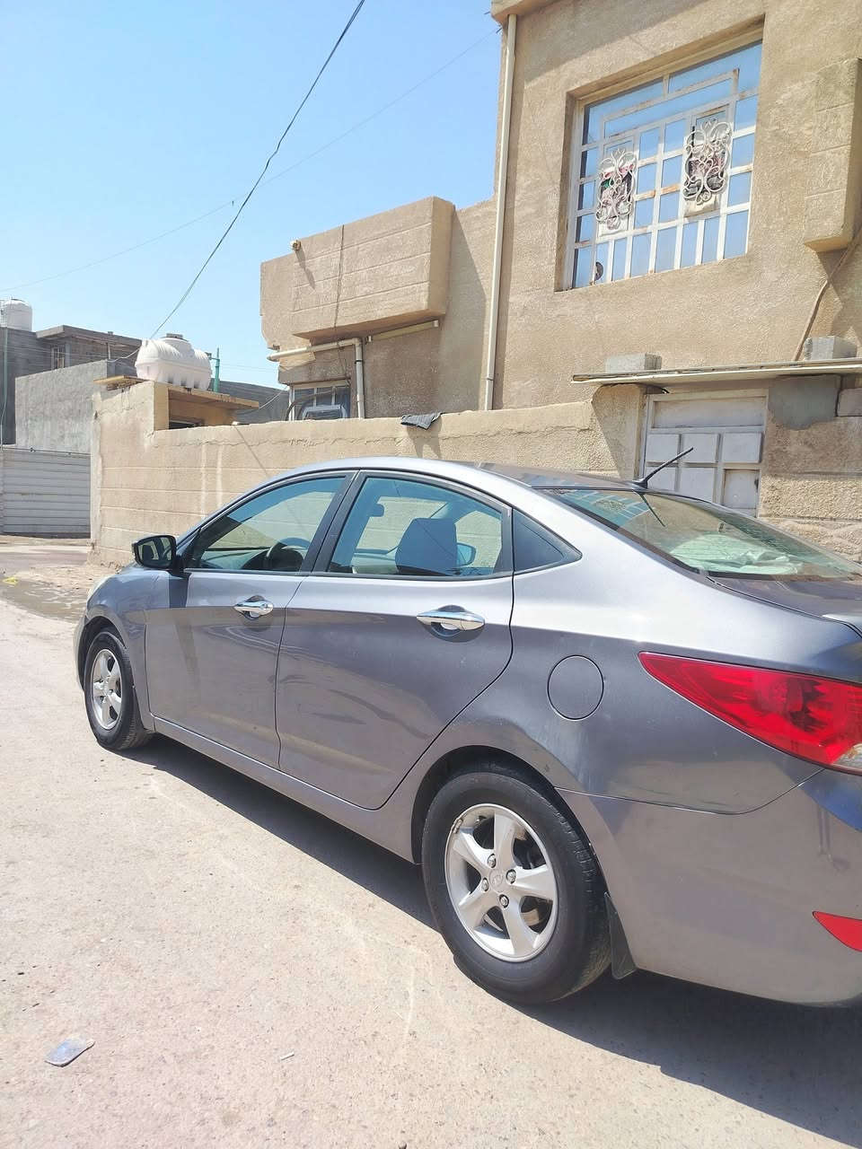 السلام عليكم اكسنت موديل 2017 وارد خليجي محرك 1600دوش محرك وكير انضاف جدا تبريد شغال تخم تاير جديد ويل كب صدر نضيف جاهزه ما بيها اي نقص شاشه وكامره دواره كهربائيات كلها شغاله اشاير بل مري تحكم استيرن جهتين كشنات جلد نضام ايكو ومانع انزلاق رقم أربيل دولي هزه جديده بيها 4 قطع صبغ بدون دواخل دواخل مكفوله السعر 83وبيها مجال مكان السياره بغداد للاستفسار الاتصال على الرقم *********** //***********
