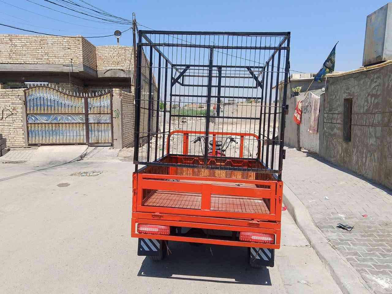 ستوته سلطانه كل نقص ما بيها كل شي جديد اوراق اصوليه مكاني بغداد الحسينيه المعامل الرقم بي واتساب *********** السعر مليون وميه وبيها مجال
