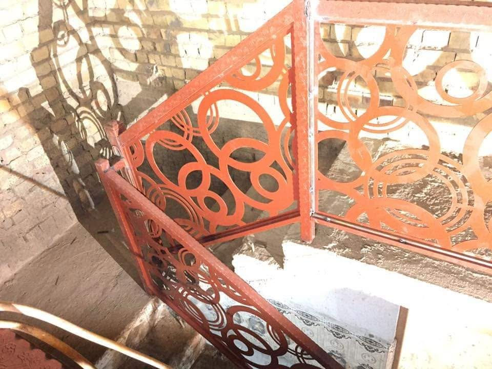 إسلام عليكم ورحمت الله وبراكاتو
تم انهاء محجر سي ان سي 4م 
حديد 2م مربع انج ونص نقش حفر تركي حاسبه  

ومستعدون لتجهيز الباب والشباك والمجرات والسقائف الكي سبان  حسب الطلب ولديكور
للستفسار *********** +وتساب
اخوكم سجاد الحداد
