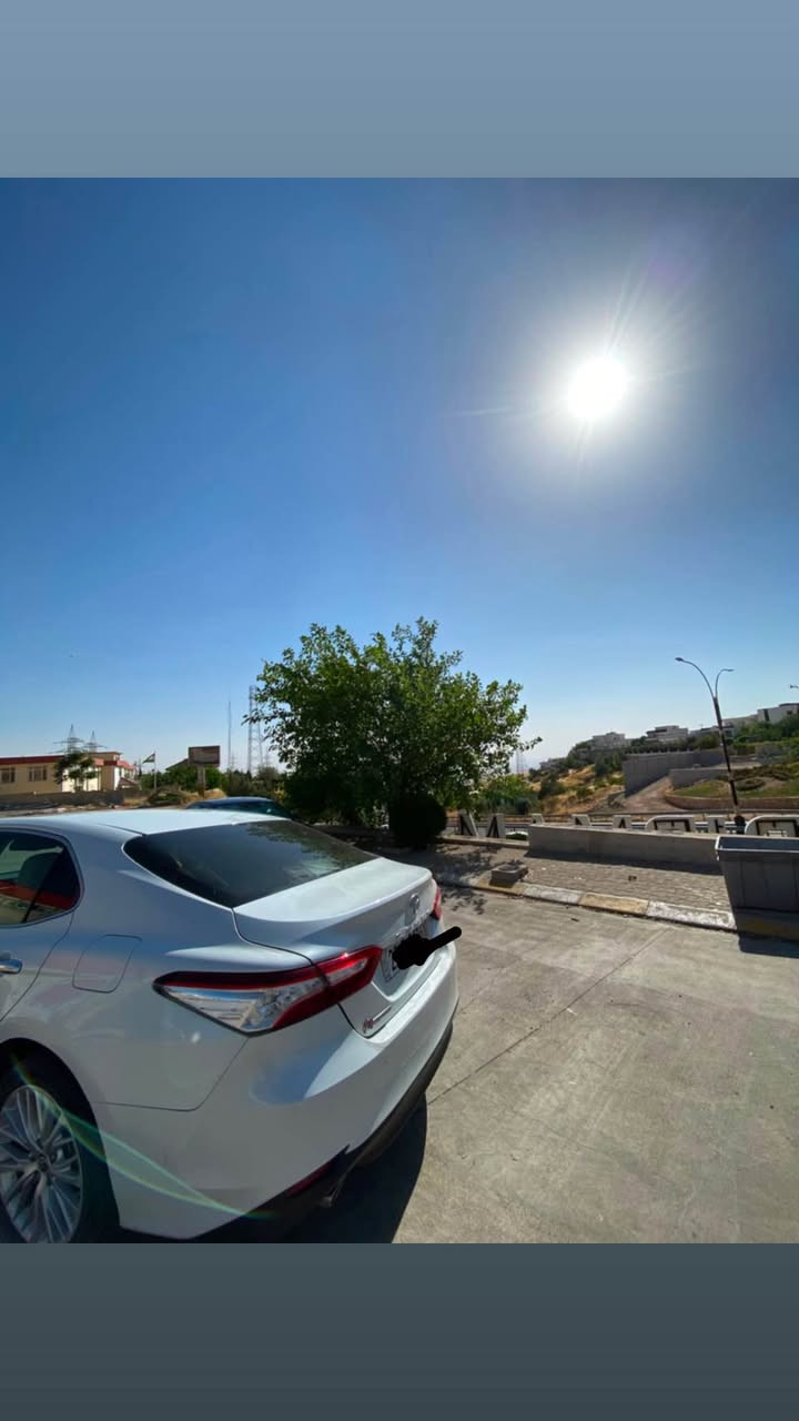 به ناوى خودا
Toyota Camry 
2020
Limited 
V6
سه ياره يه كى زؤر خاوينه مالى دؤسته ته نها بؤ نيت و نيو چاملخى هه يه گيرو مه كينه به شه رت
***********
*********** أربيل, العراق
