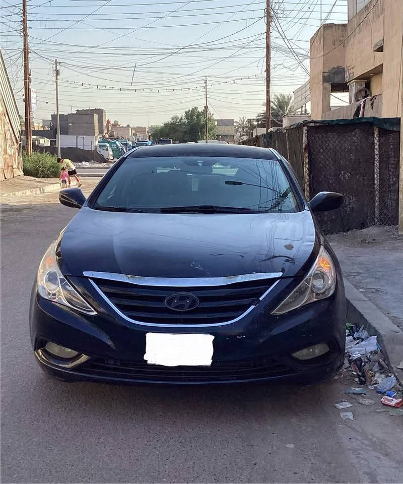اسلام عليكم
سوناتا موديل 2013 للبيع الرقم بغداد خصوصي تبريد،گير،مكينه خير من الله المحرك GDI السياره وارد امريكي السعر 105 بيها مجال بسيط حق الجيه مكاني بغداد العبيدي 
رقم راعي السياره متواجد فقط اتصال ***********
