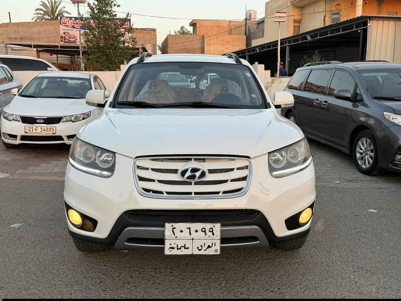 نوع السياره  هونداي سنتافي
موديل 2012
تبريد 3 قطعه 
فتحه السقف 
السونر مرفق 
السعر 135$ 
للاستفسار ***********
العنوان ديالى خانقين / معرض خانقين للسيارات

