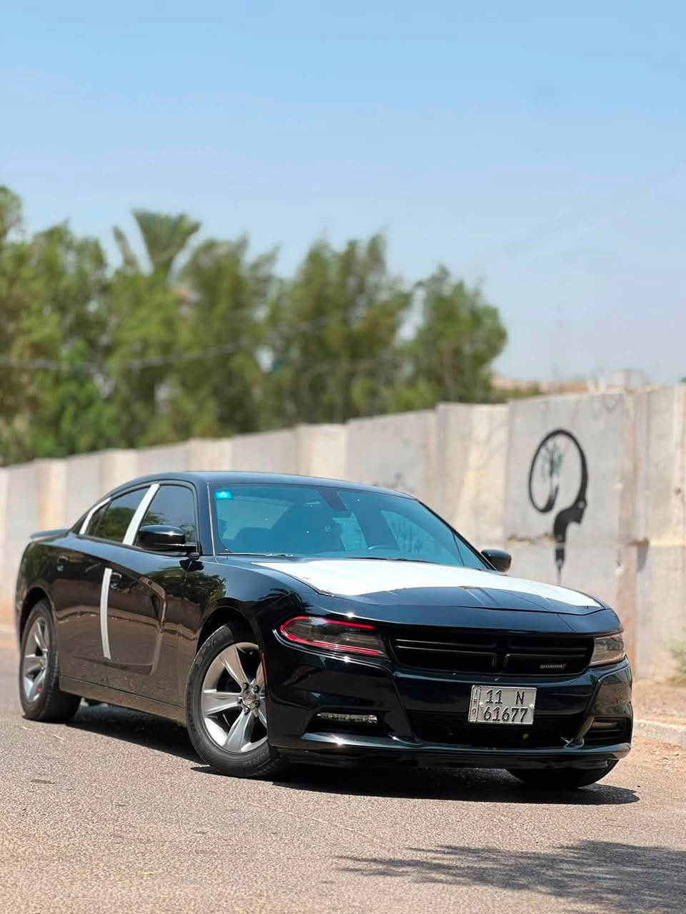 السلام عليكم 
جارجر جديد وبعدها بحالة الوكاله
جارجر 2015 sxt رقم بغداد
تحويل مباشر 
وارد خليجي كفاله بدون صبغ 
بيه تحكيل كارت بالجاملغ الخلفي بالداير فقط
ماشيه 93 الف Km 
تشغيل عن بعد
بصمة ابواب وتشغيل 
محرك 3600 V6
كير رياضي 8 نمر
تو ويل 
لايت زنون هالوجين مع لد نهاري 
مري جانبيه تدفئه
شاشه كبيره تدعم نضام Uconnect
كشن السايق كهرباء مخمل 
كامرا خلفيه وحساسات 
نضام تثبيت سرعه 
فول تحكم استرين
كير ومحرك ممفتوحات بلاديات 
السياره جديده واحله من الصور 
جاهزه كير ومحرك وحداديه وتبريد
عنواني بغداد 
السعر 175 وبيه مجال 
متواجد واتساب ***********
