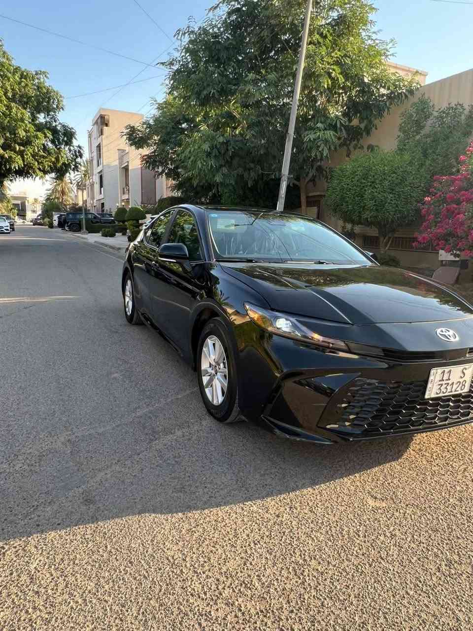 السلام عليكم. 

كامري LE 2025 هايبرد
مواصفاتها معروفه 
بصمه 
كشن كهرباء بصمة ابواب 
محرك 2500 هايبرد
رادارات امامي خلفي
وضعيات قياده
ماشيه 12 الف
حادثها 4 قطع جاملغ خلفي  وجنطه وجاملغ وبنيد صبغ  تبديل فقط جاملغ امامي  بدون شاصي امامي 
مكانها اليرموك
السعر 187ورقه للمعلومات الاتصال *********** 
يوجد كذلك في الاعلان هايلندر بلاتينيوم وكامريات موديل  25 ويوجد هوندا سفك...... جميع السيارات بيع كاش بدون مراوس

