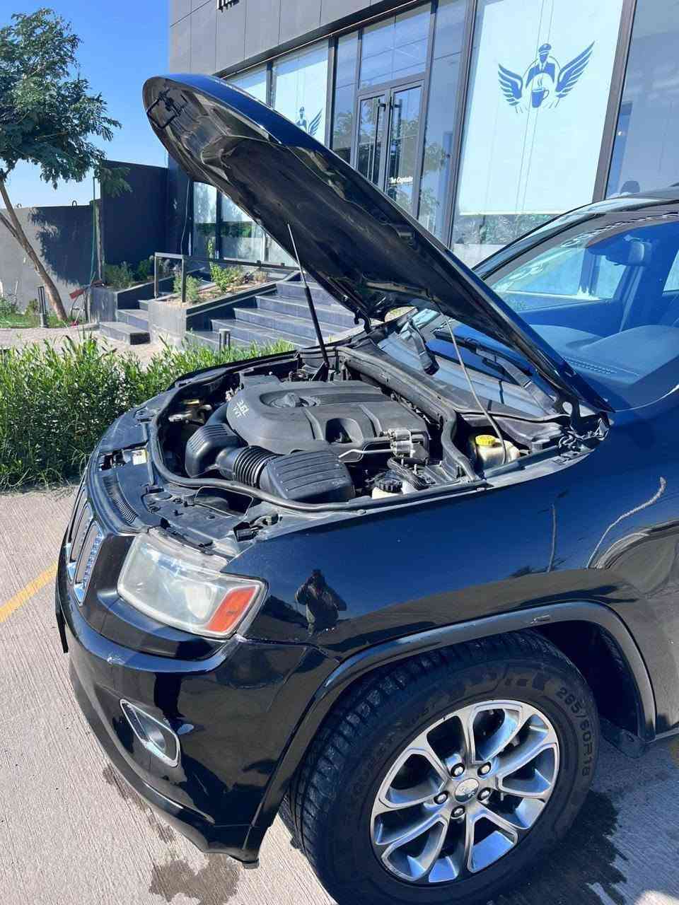 جيب لاريدو ٢٠١٤ خليجي فول
السعر ١٩٨ وبي مجال
رقم اربيل الجديد 
***********
سنويه جديده رقم جديد 
سياره كلين بدون صبغ بدون تبديل 
سياره جديده وجاهزه ماناقصها ربع دينار مصرف 
السياره مكانها كركوك
