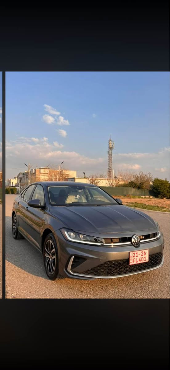 Volgswagen jetta SE 2025 
Se be panorama shaghal basma kushen jld kushen hetar sayaraka raqama jaheza bas bonete sbuxa be zhore erbag sukan u shane taqya be zhore bawaba radeta radar hamue beladya 23,000 km roeshtya 
S3re 165 waraqa u majalake kame tedaya 
3vwex7bu4sm030951
Shwen hawler
*********** أربيل, العراق

