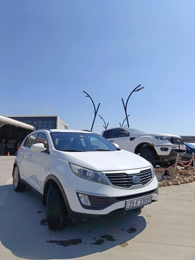 Kia Sportage

موديل {2011 }
زور پاک و جوان 
گیرو مه کینی به شه رت 
شوین که رکوک 
نرخی : 135 وه ره قه مه جال
 بو زانیاری زیاتر په یوه ندی بکه

ژمارەی مۆبایل / واتسئاپ: *********** كركوك, العراق
