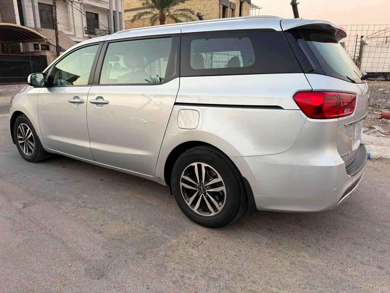 #سيدونا 19 #امريكي رقم بغداد***********سعرهه183 مكانه #بغداد  حادث بسيط جاملغ امامي وبه جاملغ ثاني صبغ  بدون يرباك بدون دواخل كير مكيه 6 #سلندر3500 مكفولات 8 راكب 3 قطع تبريدثلج تدفئه بل كشنات كشن كهرباء حساس خلفي مري شفط واشاير حساس خلفيصدر امامي خلفي جديد تخم تايرات جددالسياره جديده وكل نقص ما بيهه استخدام شخصي ماشيه 84 الف كيلو#الجميع
