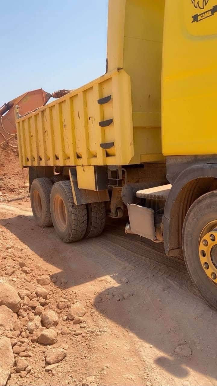 سلامو علیکوم سکانیە للبیع 114مۆدیل 2001 رقم اربیل /گێر /اکسن/محرک /کلو بشرت تایاتو کلو جدید /بۆدی نضیف /قمارە مابی صبغ کلو وضع بیلادی شاصی بدون کسر ابشرط السعر خابر هاذە \رقم/موبایل ***********
