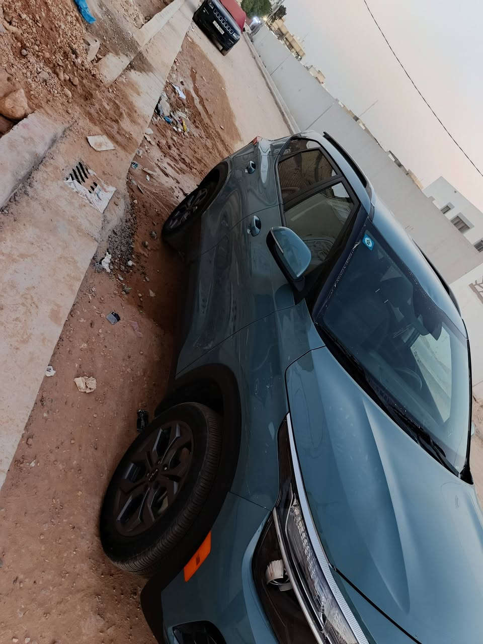 سلام عليكم سليتوز موديل 24 حادثهه بس قبق مصلح نفسه سياره دخول جديد تبريد ثلج سياره على حالت الوكاله وارد كندي لون المرغوب بيهه طخه خفيه ابكصت البنيد مصلحه موصفات رادارات توقف ذاتي تحديد مسار   رقم بغداد بسمي  استفسار ***********
