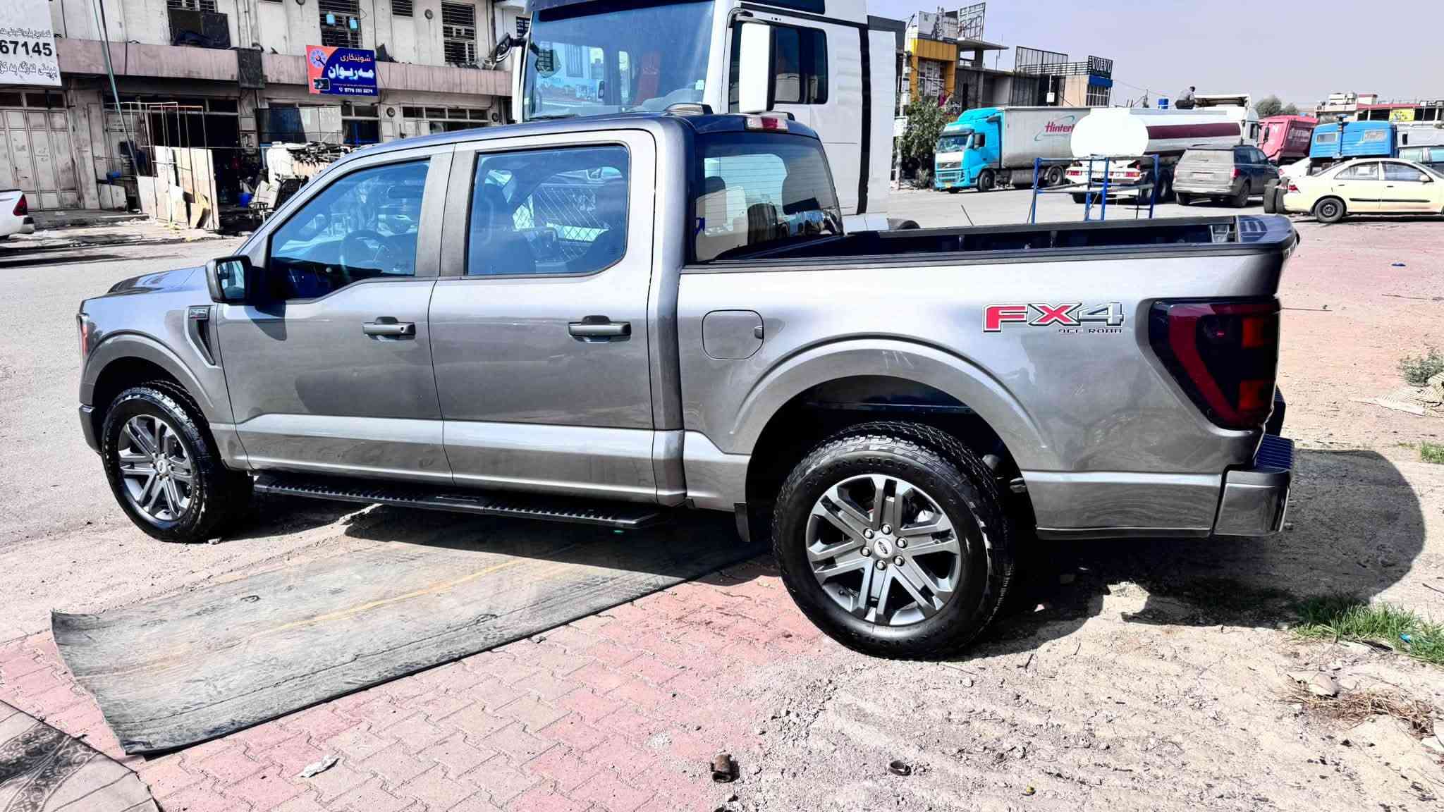 فورد F-150 STX • ٢٠٢١ • ٧٧٠٠٠ ميل