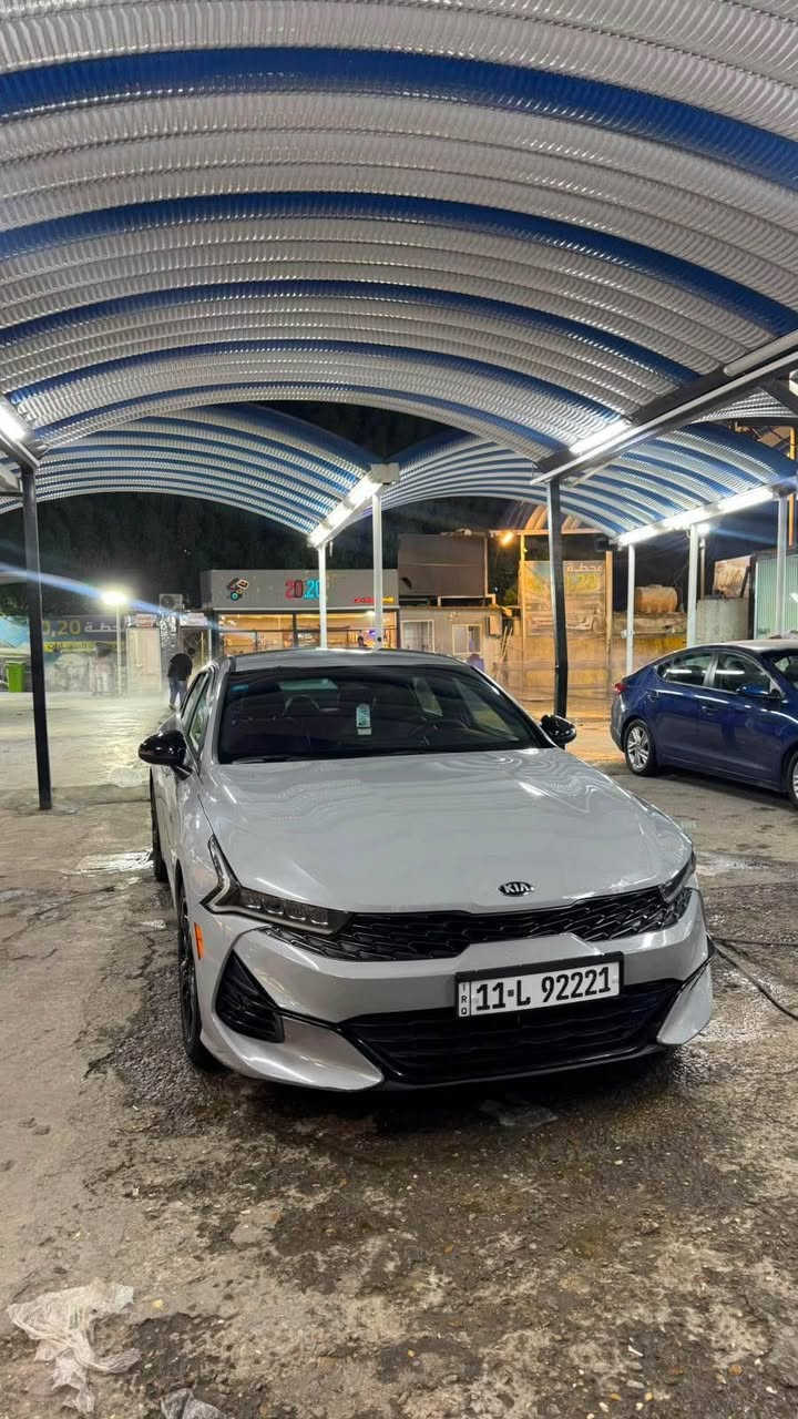 Kia K5 GT-Line
2021
لون سمنتي دواخل احمر
محرك 1.6 Turbo
ماشيه 50.000
رقم بغداد سيارة باسمي تحويل مباشر
حادثها مثل ما موضح بالصور خفيف وسطحي 
 جاملغ امامي أيمن وطرف الباب
السيارة بدون دواخل بدون ايرباك 
كير ومحرك مكفول
السعر 167 وبيها مجال 
الاتصال على الرقم : *********** ديوانية, القادسية

