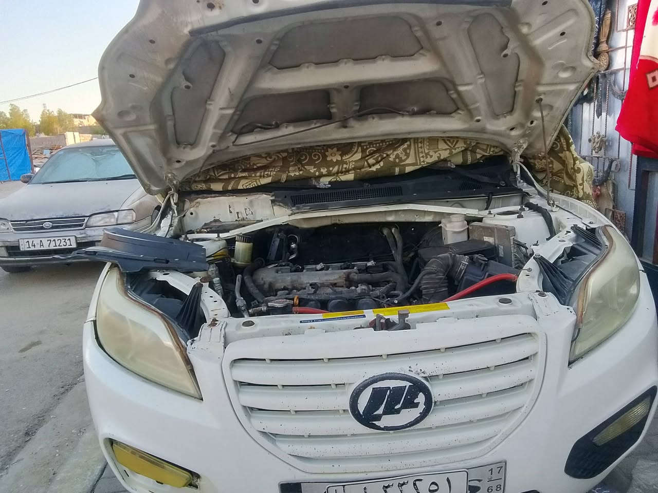 سلام عليكم 
ليفان ٢٠١٣ يوجد خلل في المكينة سنويه تنتهي ٢٠٢٩ بسمي 
السعر ٣٥ بيهه مجال قليل 
العنوان البصرة القبله حي القائم 
***********
