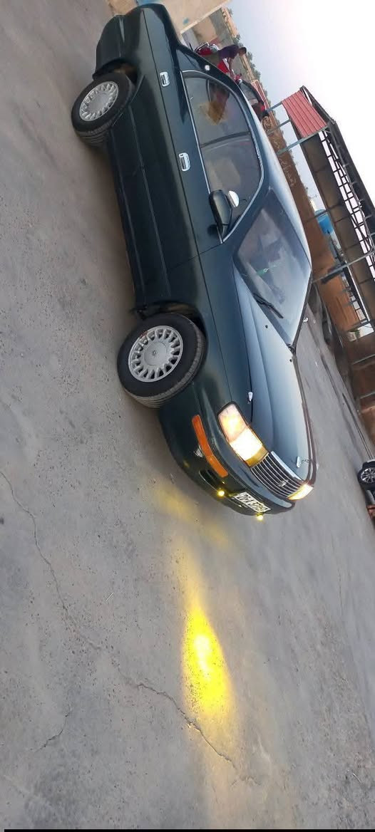 سياره للبيع نوع بطه موديل ٩٣ رقم ديالى مشروع وطني رقم دولي سنوتيه ل٢٩ كير مكينته شرط مكفول ترايك وين ميعجب صدر جديد تخم تاير سياره خير من الله  غرفته جديده مكفوله من الضرر من الاخياس السعر ٤٥ للاستفسار***********
