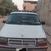 دوج بترا • ١٩٩٥ • محرك ٣٣٠٠