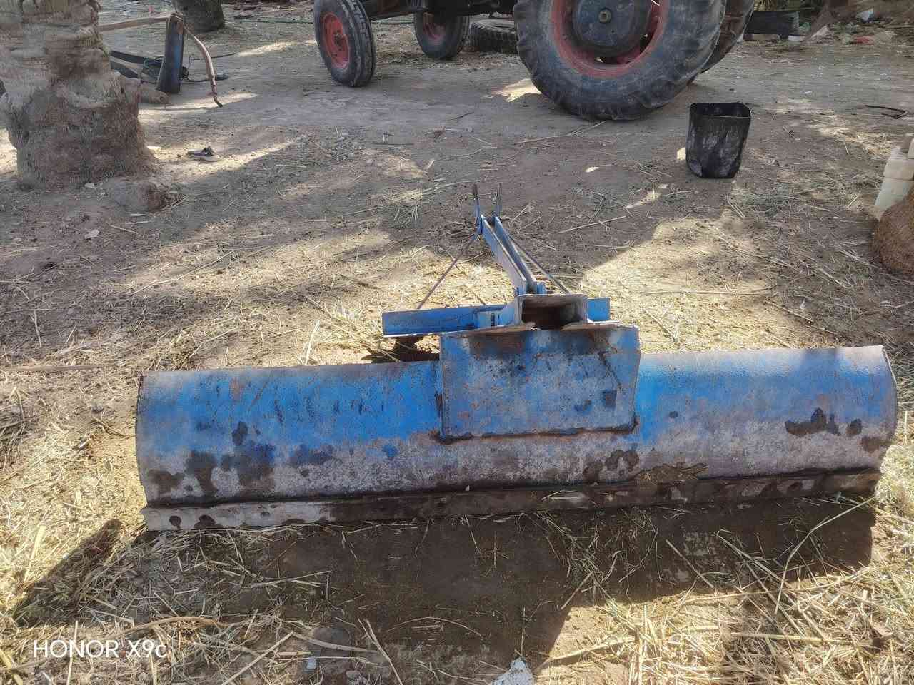 السلام عليكم سجين لبيع تفصال بيها
سجه مال كريدر
***********
