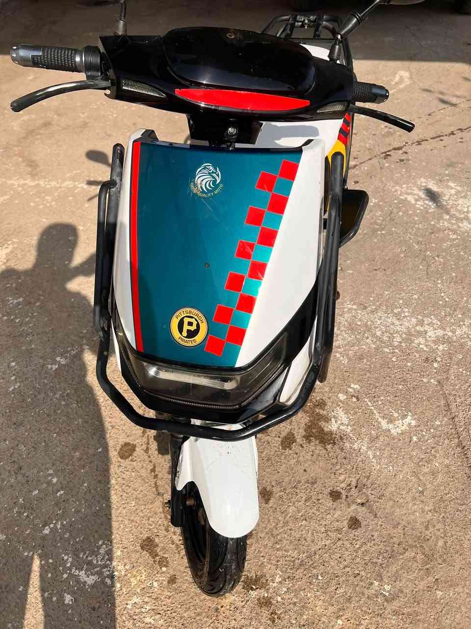 دراجة شحن • ٧ بطاريات • ٥٠ كيلو