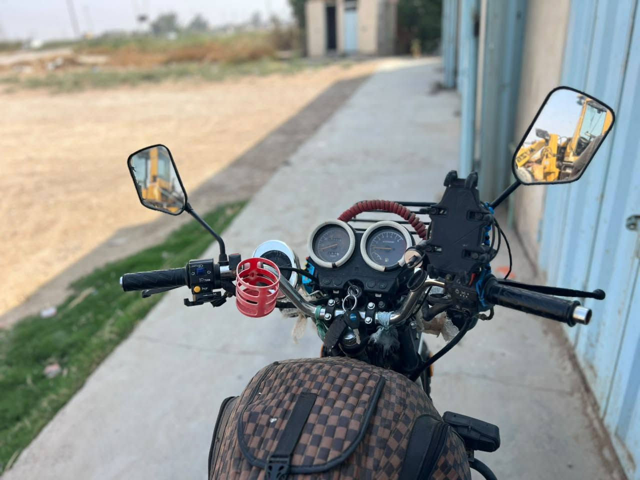 دايون جبلي • ٢٠٢٢ • أوراق صولي
