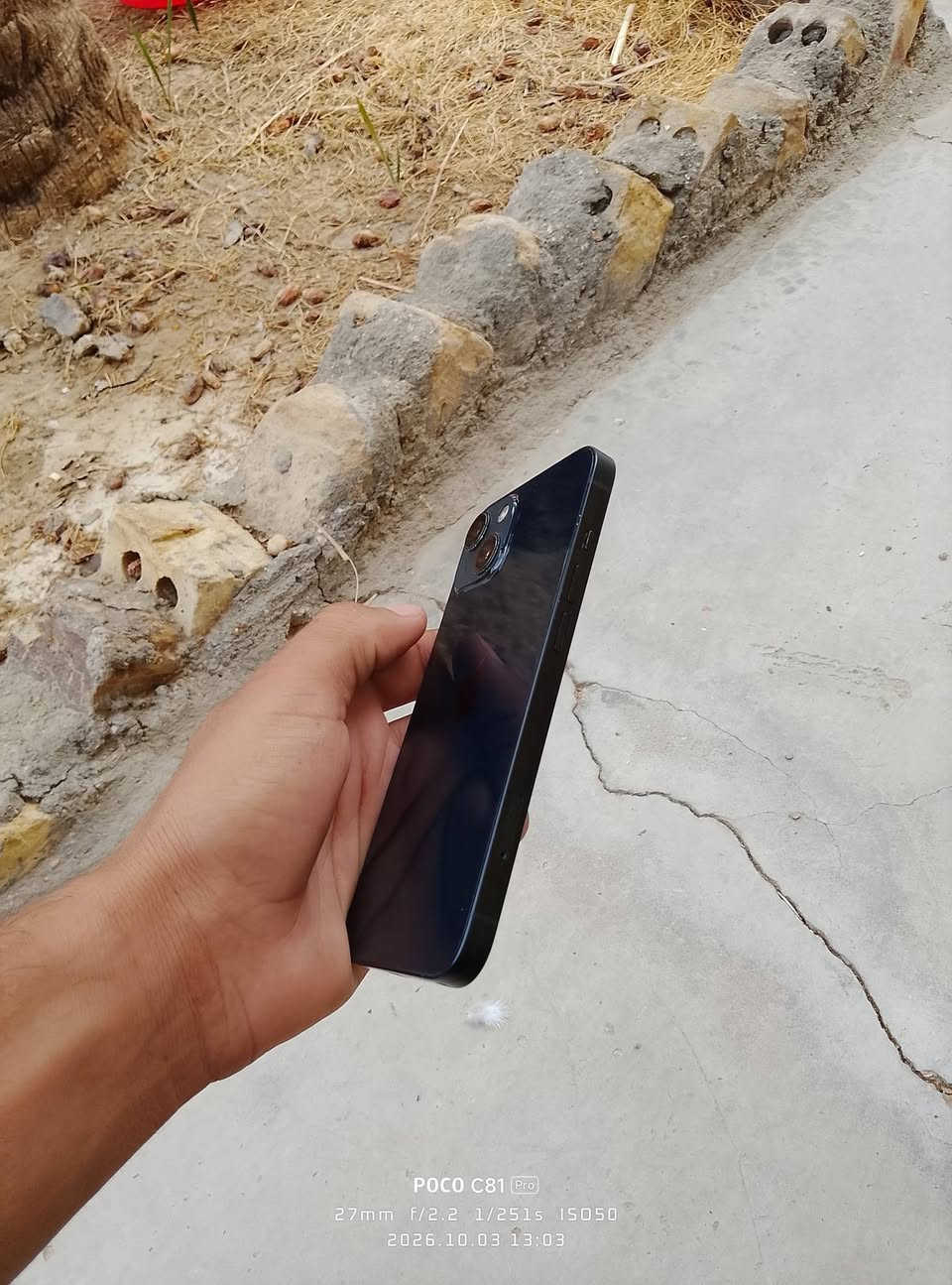 آيفون ١٣ • ١٢٨ جيجا • بطارية ٨٢٪