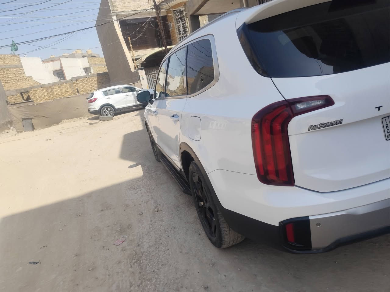 السلام عليكم
كيا تلورايد 2023  وارد امريكي مواصفات 4x

•قطعتين تبريد خلفي منفصل 

•داخل جلد كشن كهرباء 

•بصمة وتشغيل عن بعد

•كشن خلفي منفصل vip

•دفع رباعي مكينة3800 ستة سلندر 

•شاشة كبير متصل 

•ردار امامي مع رادارات360محيطي 

•اوتو ستوب 

•كامرة دوارة 

•خمسة انضمة قيادة 

•حساس امامي خلفي 

•تحكم ستيرن كروز سرعة 

وباقي المواصفات المعروفه

ماشية 40000 

حادثه حافه البنيد فقط رش ربع البنيد فقط بدون دواخل وبدون شاصي وصور الحادث موجوده 

*********** واتساب + اتصال
مكانه الحله
