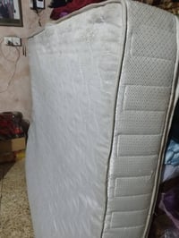 عندي دوشك نفرين سبرنك مستعمل سعره  50  بغداد البلديات 07708145522