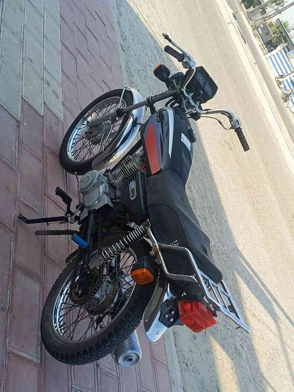 سلام عليكم البيع اربع كير موديل ٢٠كلك معمره كله جديد الاستفسار تصل و خاص ***********
