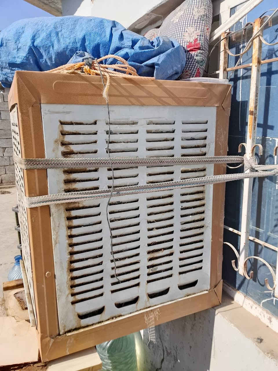مبرده شماليه اخت الجديده سعر 75 الف مكينة خياطه جديده بعدها مستغلة فقط فحص 75 الف ***********
