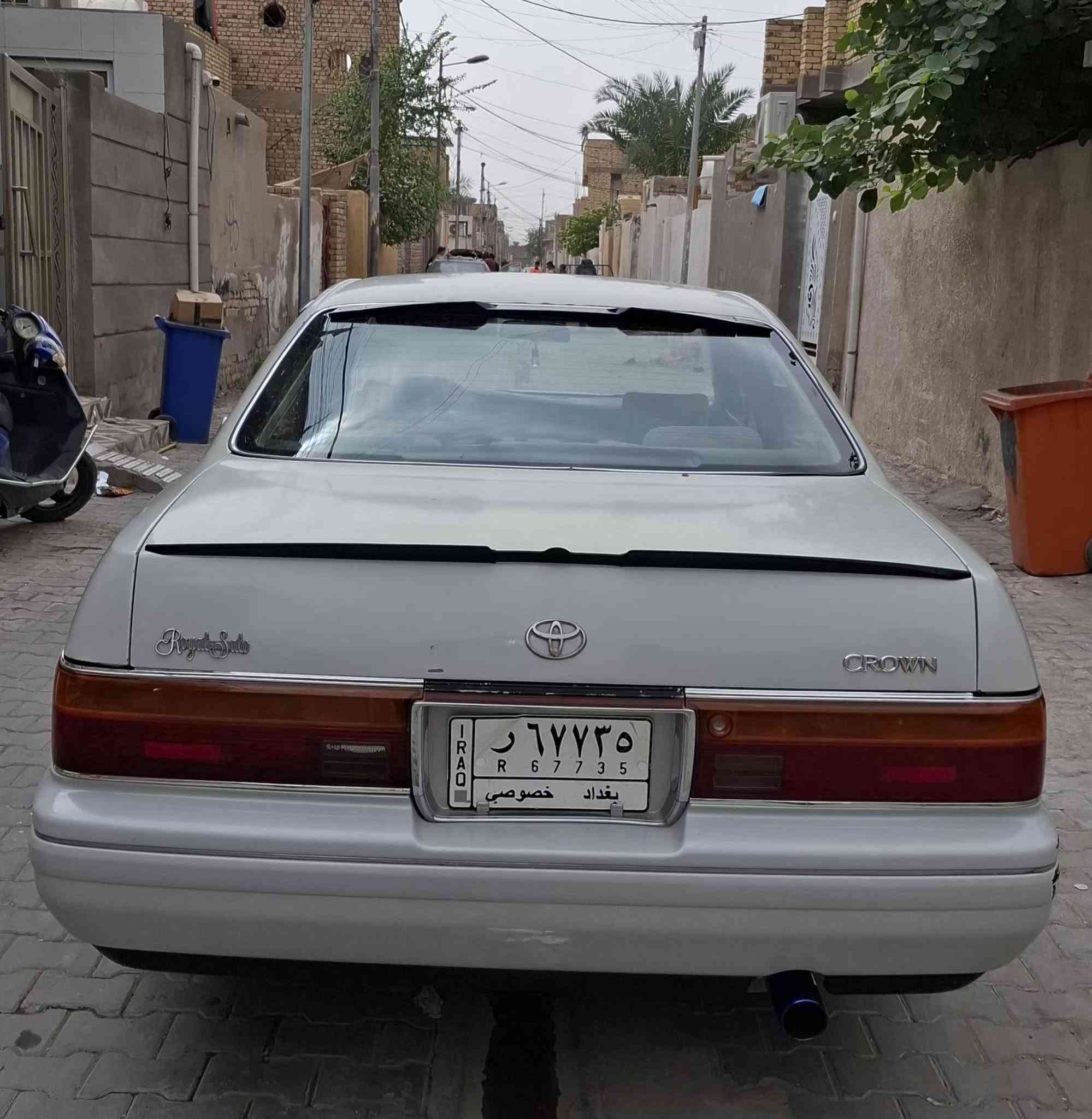 كراون بطه • ١٩٩٥ • مكينة ٣٠٠٠