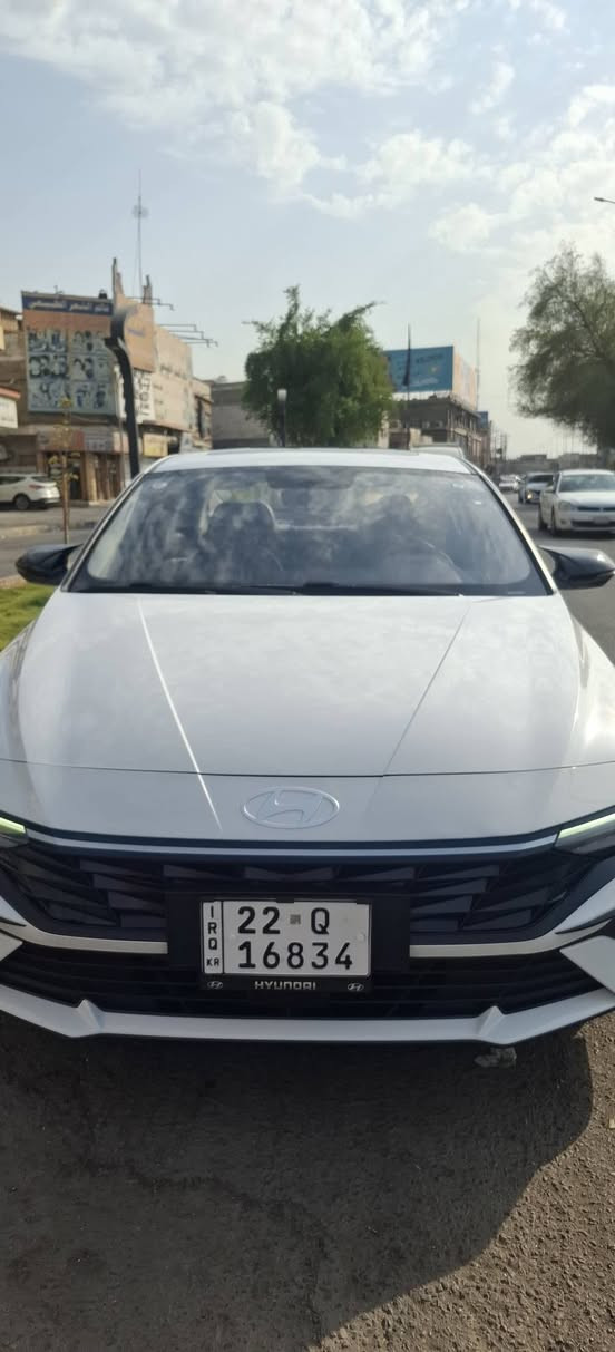 السلام عليكم سياره هونداي النترا تجميع الصين موديل 2025 ماشيه 19 الف محرك 1500 كفاله عامه شرط الفحص حساسات امامي وخلفي فتحة سقف وباقي الموصفات معروفه باسم شركه تريد وكاله او تحويل موجوده بل بصره السعر 145ورقه رقم اربيل  نقال *********** البصرة, العراق
